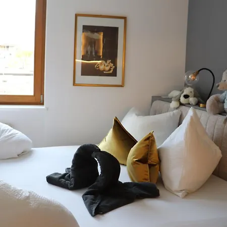 Ausblick Kleinjuwel Mit Panoramablick + Garage Apartment *