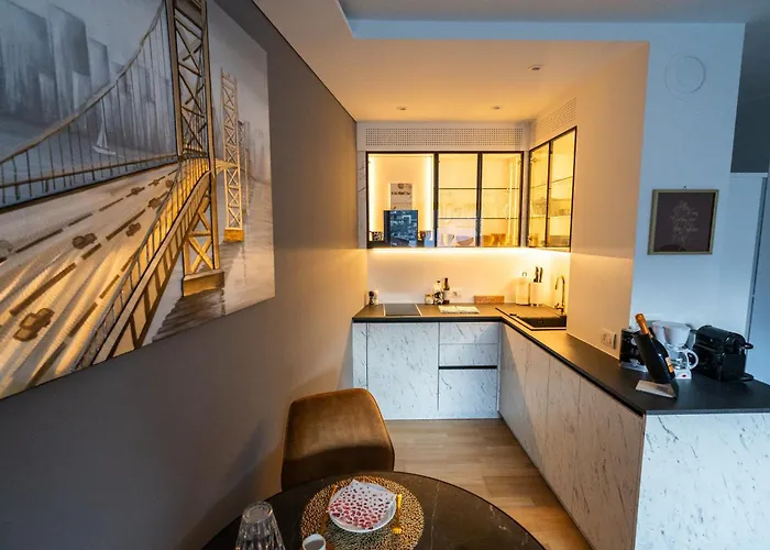 Ausblick Kleinjuwel Mit Panoramablick + Garage Apartment *