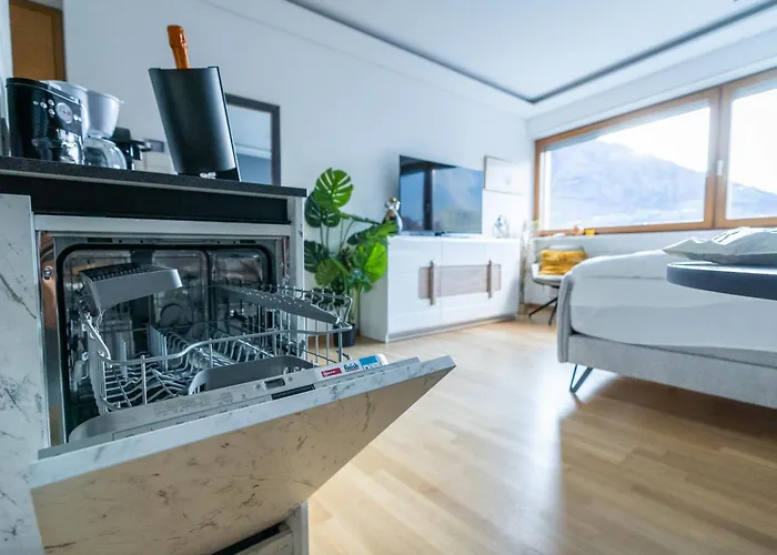 Ausblick Kleinjuwel Mit Panoramablick + Garage * Merano